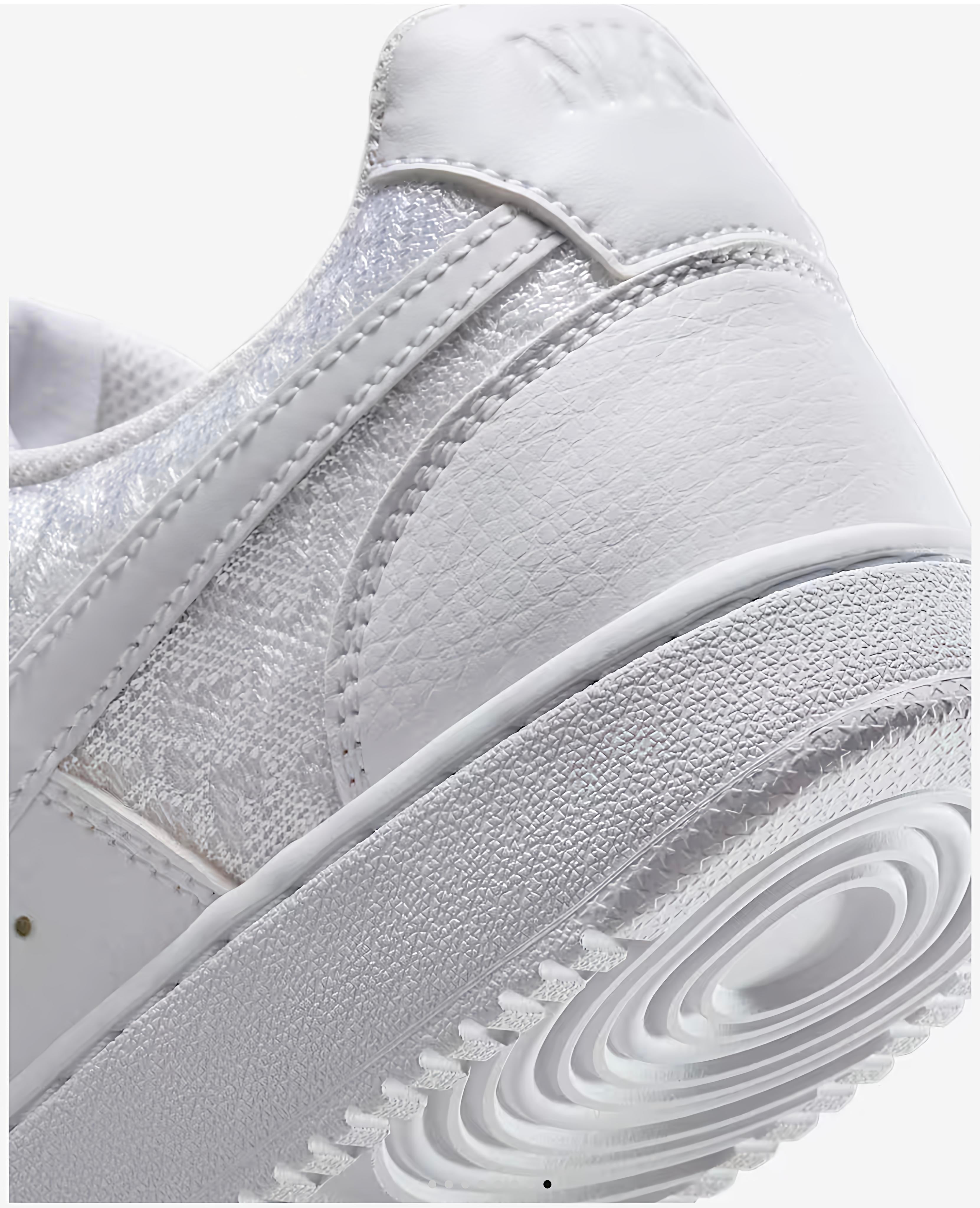 Nike Court Vision Low